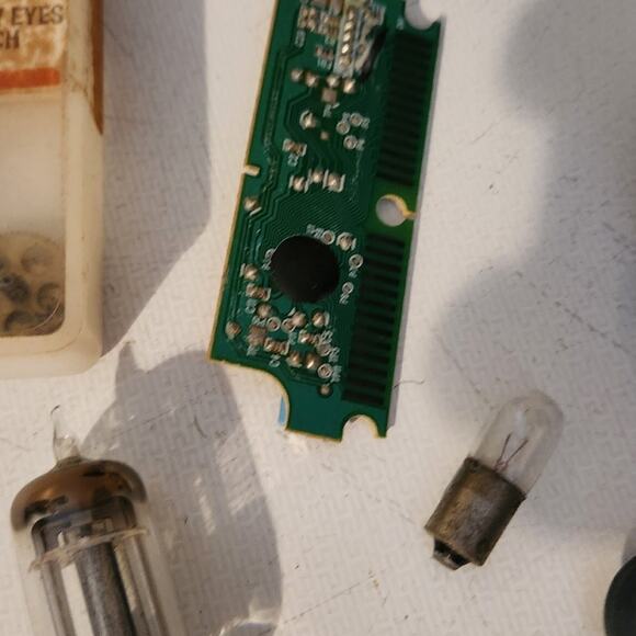 Steampunk bundle cosplay bits and bobs key clock parts bulbs vintage trinkets - Picture 4 of 12